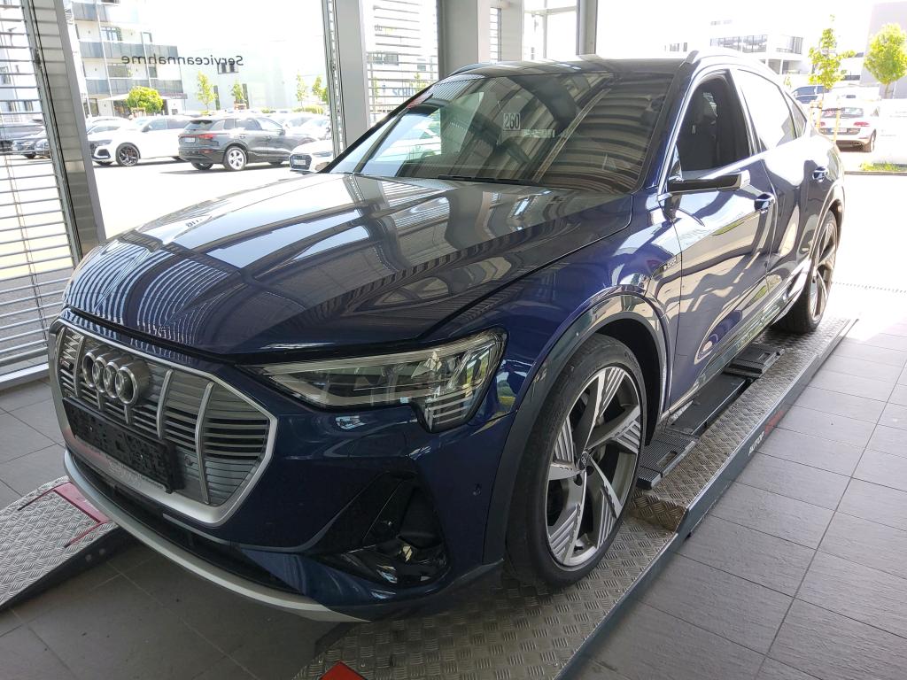 Audi 55 quattro S line E-tron Sportback