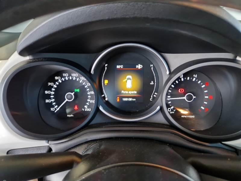 FIAT 500L / 2017 / 5P / COMBI MIRROR 1.6MJT 120CV E6D-TMP 4 P.(N1) PRO photo