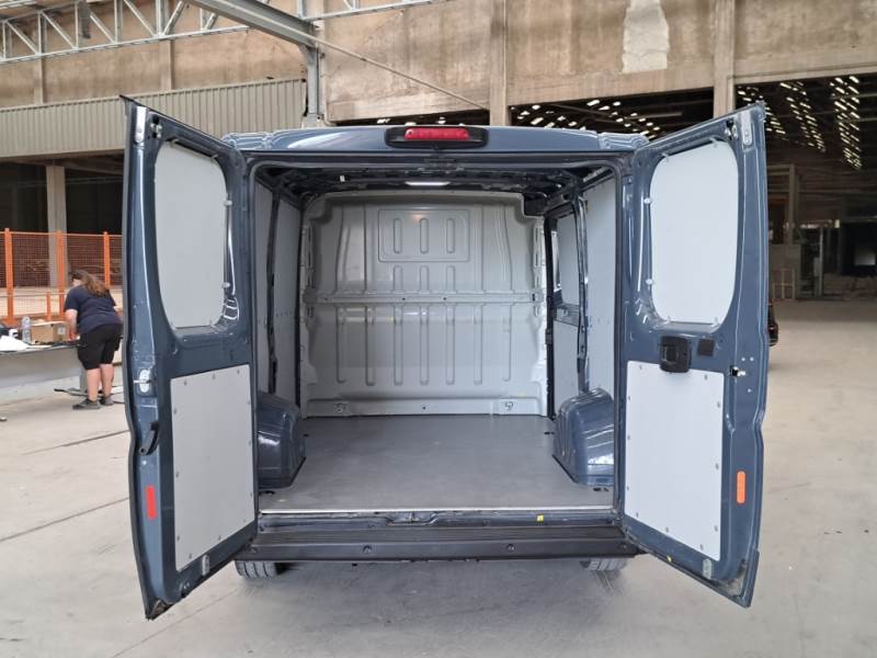 CITROEN JUMPER / 2014 / 4P / FURGONE 30 L1H1 BLUEHDI 120CV photo