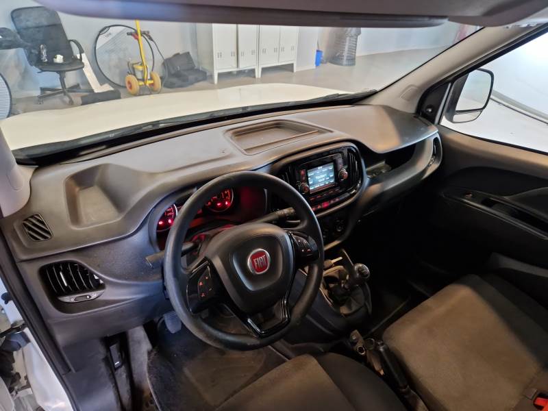 FIAT DOBLÒ CARGO / 2014 / 4P / VETT. FURGONATA 1.6 MULTIJET 16V 120CV SX 3POSTI EURO 6 photo