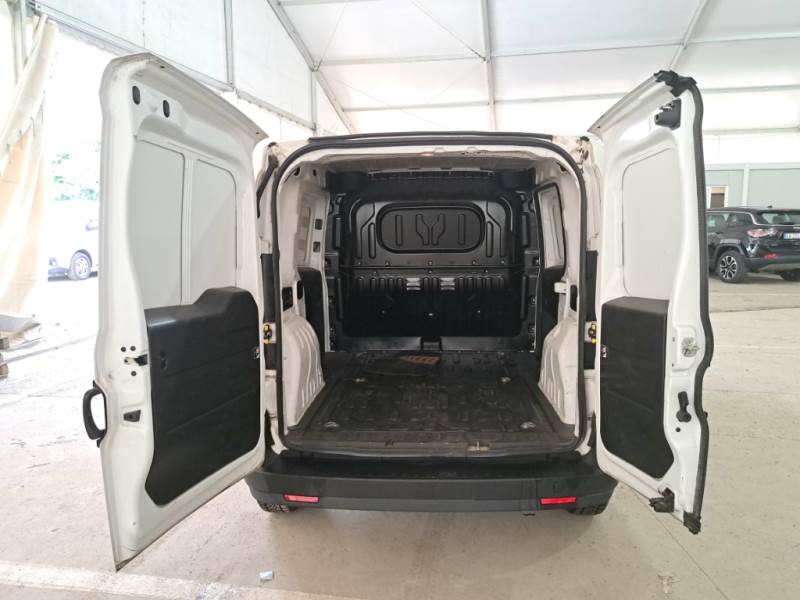 FIAT DOBLÒ CARGO / 2014 / 4P / VETT. FURGONATA CH1 LOUNGE 1.3 MJET 95CV E6D SeS photo