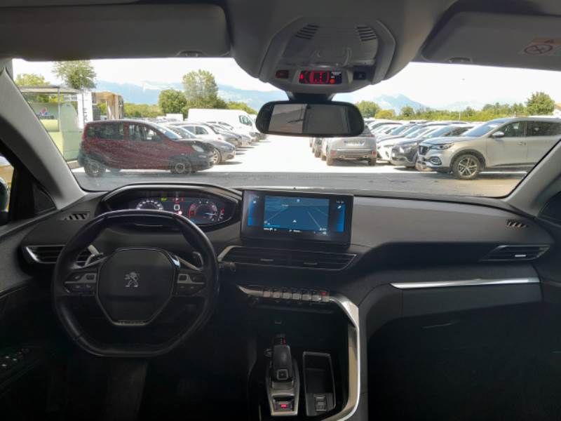 PEUGEOT 3008 / 2020 / 5P / SUV BLUEHDI 130 EAT8 SeS ALLURE PACK (AUTOCARRO) photo