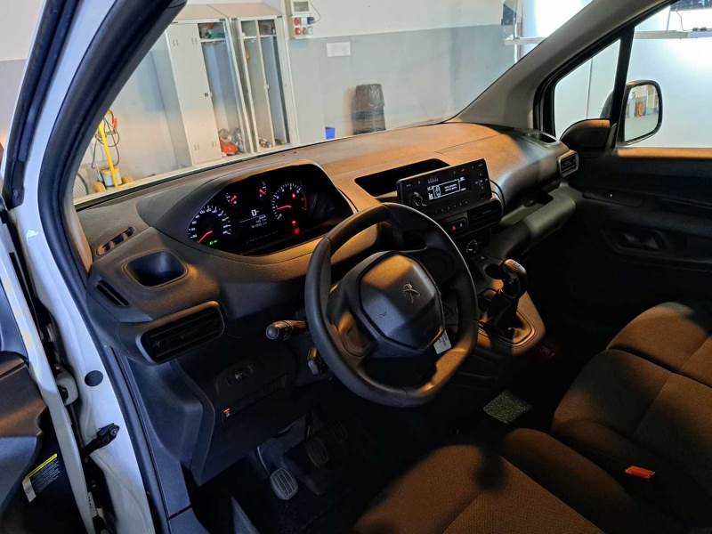 PEUGEOT PARTNER / 2018 / 4P / VETT. FURGONATA L1 BLUEHDI 100CV PREMIUM photo
