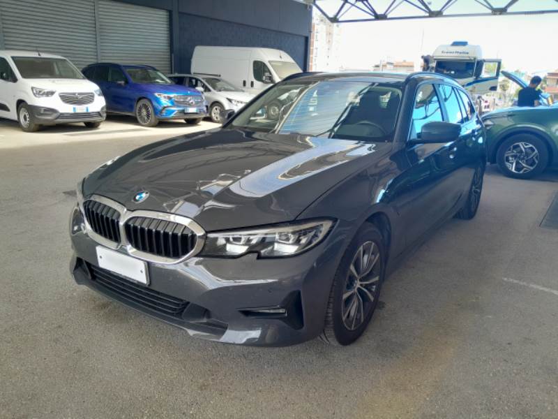 BMW SERIE 3 / 2018 / 5P / STATION WAGON 330E XDRIVE BUSINESS ADVAN. TOURING AUTO