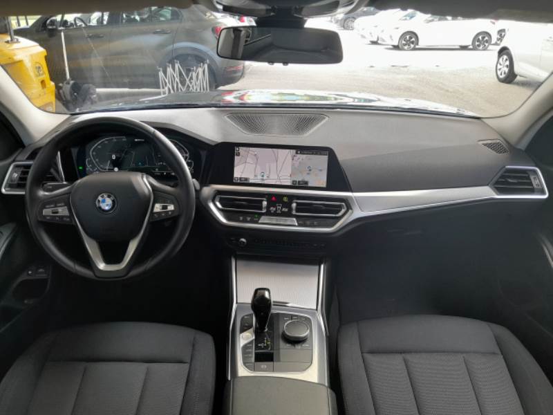 BMW SERIE 3 / 2018 / 5P / STATION WAGON 330E XDRIVE BUSINESS ADVAN. TOURING AUTO photo