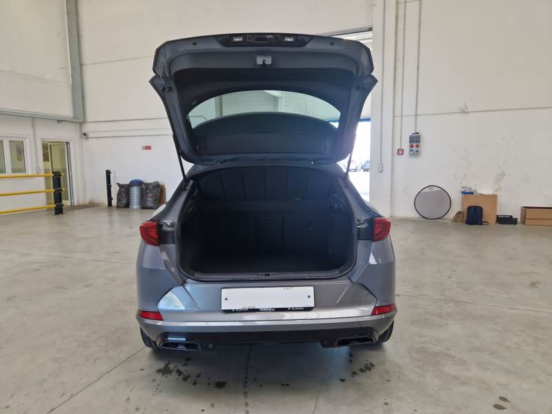 CUPRA FORMENTOR / 2020 / 5P / SUV 1.4 E-HYBRID PRIORITY DSG photo