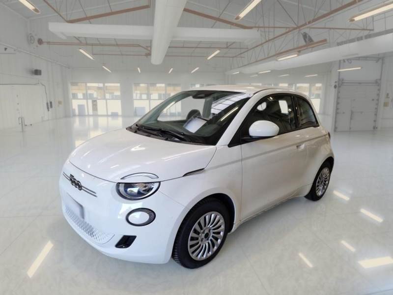 FIAT 500 / 2020 / 3P / BERLINA ELETTRICA ACTION 95CV