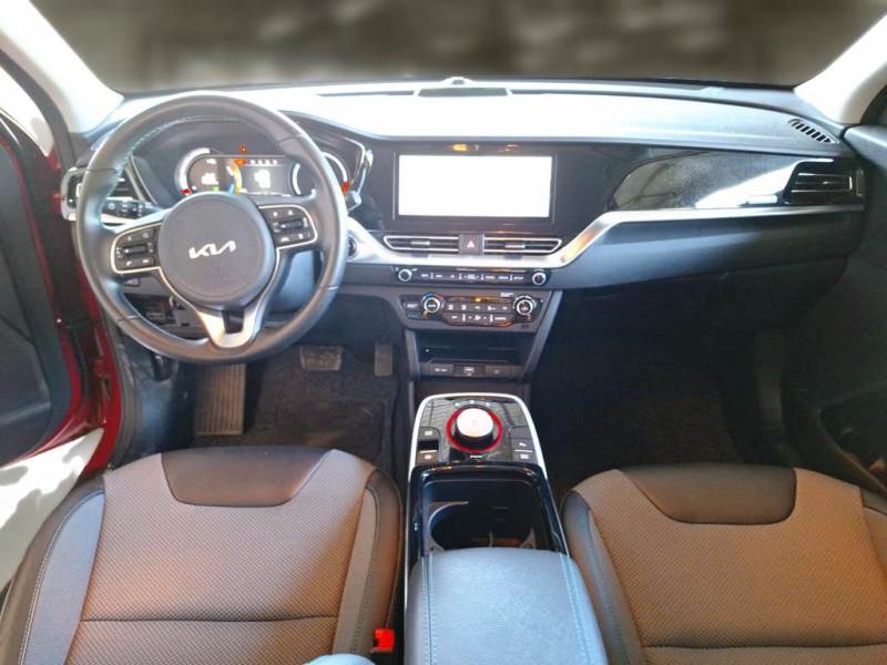 KIA NIRO / 2019 / 5P / BERLINA E-NIRO 64 KWH STYLE photo