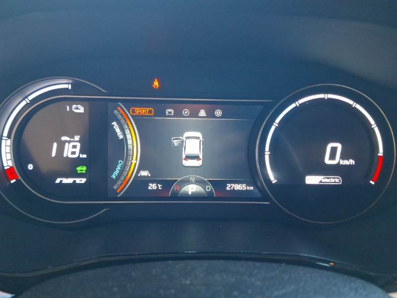 KIA NIRO / 2019 / 5P / BERLINA E-NIRO 64 KWH STYLE photo