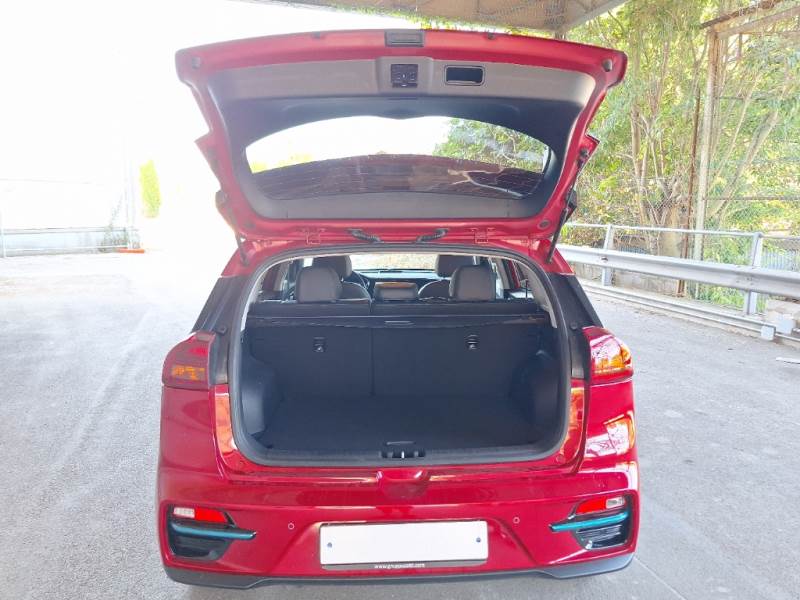 KIA NIRO / 2019 / 5P / BERLINA E-NIRO 64 KWH STYLE photo