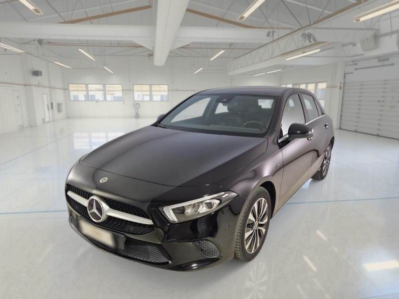 MERCEDES-BENZ CLASSE A / 2018 / 5P / BERLINA A 250 E EQ-POWER BUSINESS EXTRA