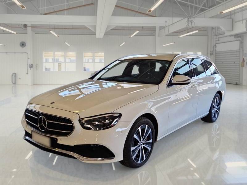 MERCEDES-BENZ CLASSE E / 2020 / 5P / STATION WAGON E300 DE 4MATIC EQ-POWER BUSINESS SPORT