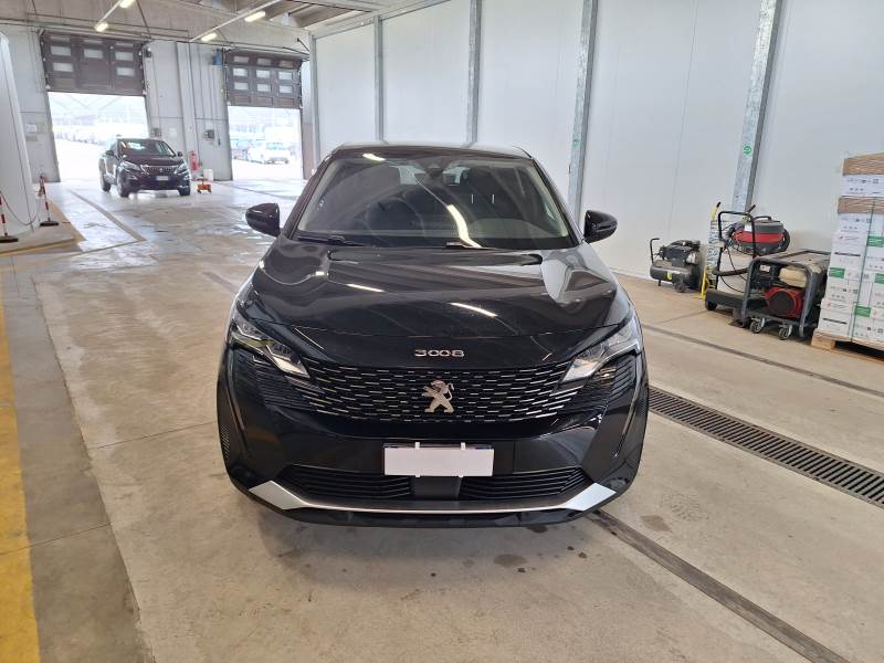 PEUGEOT 3008 / 2020 / 5P / SUV HYBRID 225 E-EAT8 ALLURE photo