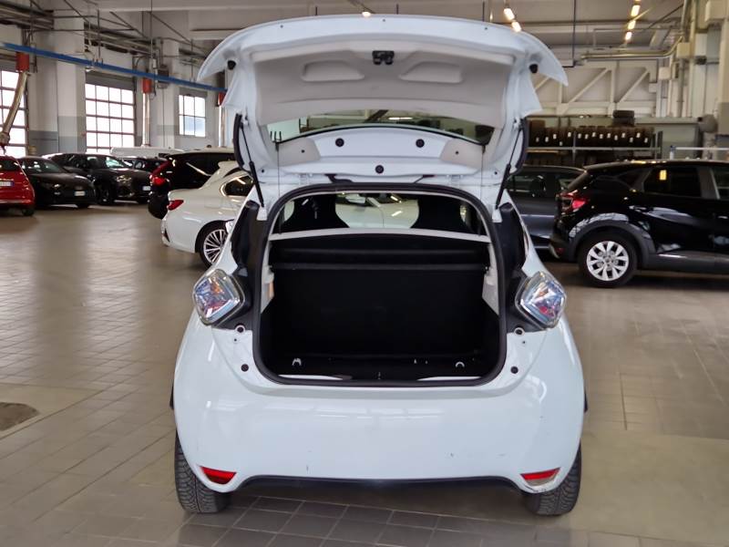 RENAULT ZOE / 2013 / 5P / BERLINA ZOE LIFE R90 photo