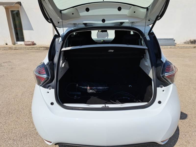 RENAULT ZOE / 2019 / 5P / BERLINA ZOE LIFE R110 photo