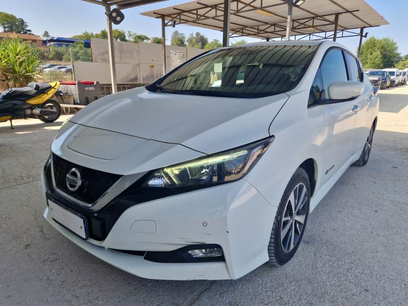 NISSAN LEAF / 2017 / 5P / BERLINA ACENTA 40KWH