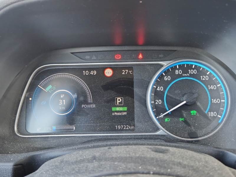 NISSAN LEAF / 2017 / 5P / BERLINA ACENTA 40KWH photo