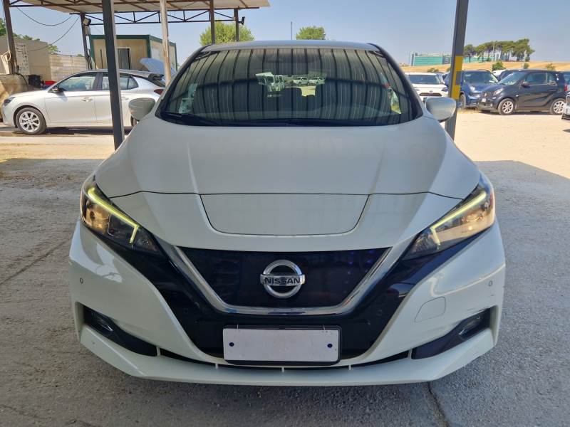NISSAN LEAF / 2017 / 5P / BERLINA ACENTA 40KWH photo