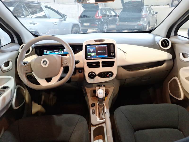 RENAULT ZOE / 2013 / 5P / BERLINA ZOE LIFE R90 photo