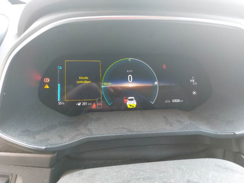 RENAULT ZOE / 2019 / 5P / BERLINA ZOE LIFE R110 photo