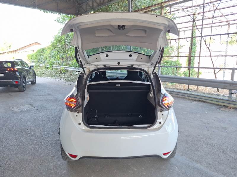 RENAULT ZOE / 2019 / 5P / BERLINA ZOE LIFE R110 photo