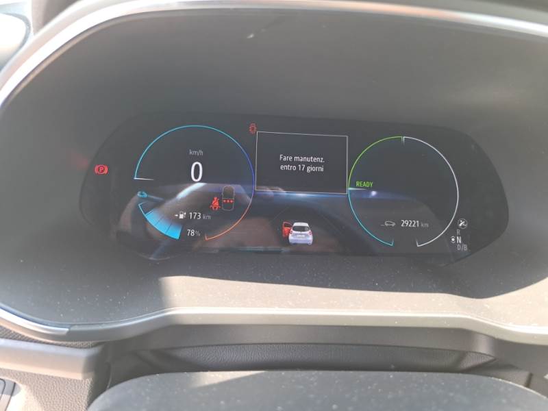 RENAULT ZOE / 2019 / 5P / BERLINA ZOE LIFE R110 photo