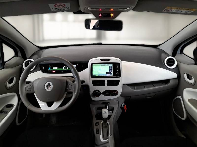 RENAULT ZOE / 2013 / 5P / BERLINA ZOE LIFE R90 photo