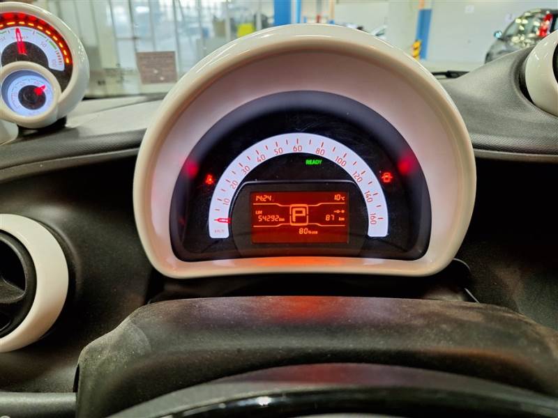 SMART FORTWO COUPÈ / 2014 / 3P / COUPE EQ 60KW YOUNGSTER photo