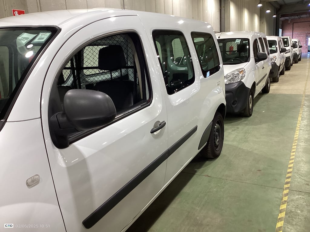 RENAULT KANGOO EXPRESS 1.5 BLUE DCI 95 MAXI CONFORT photo
