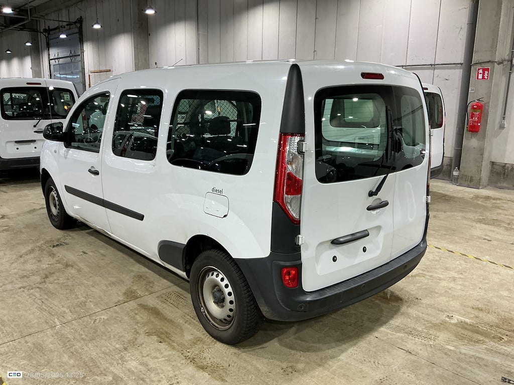 RENAULT KANGOO EXPRESS MAXI DIESEL Lot 1.3 RENAULT KANGOO EXPRESS Maxi 1.5 dCi Blue Confort photo