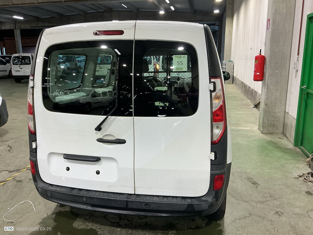 RENAULT KANGOO EXPRESS MAXI DIESEL Lot 1.3 RENAULT KANGOO EXPRESS Maxi 1.5 dCi Blue Confort photo