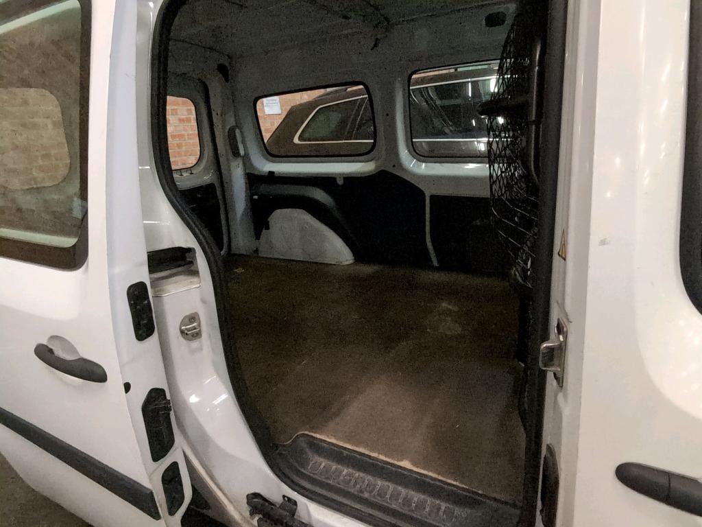 RENAULT KANGOO EXPRESS MAXI DIESEL Lot 1.3 RENAULT KANGOO EXPRESS Maxi 1.5 dCi Blue Confort 1 pl photo