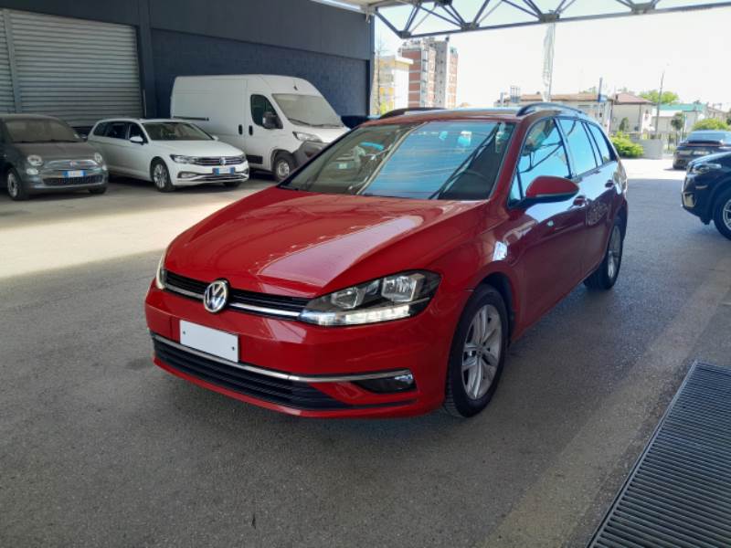 VOLKSWAGEN GOLF VARIANT / 2017 / 5P / STATION WAGON 1.6 TDI BUSINESS BMT