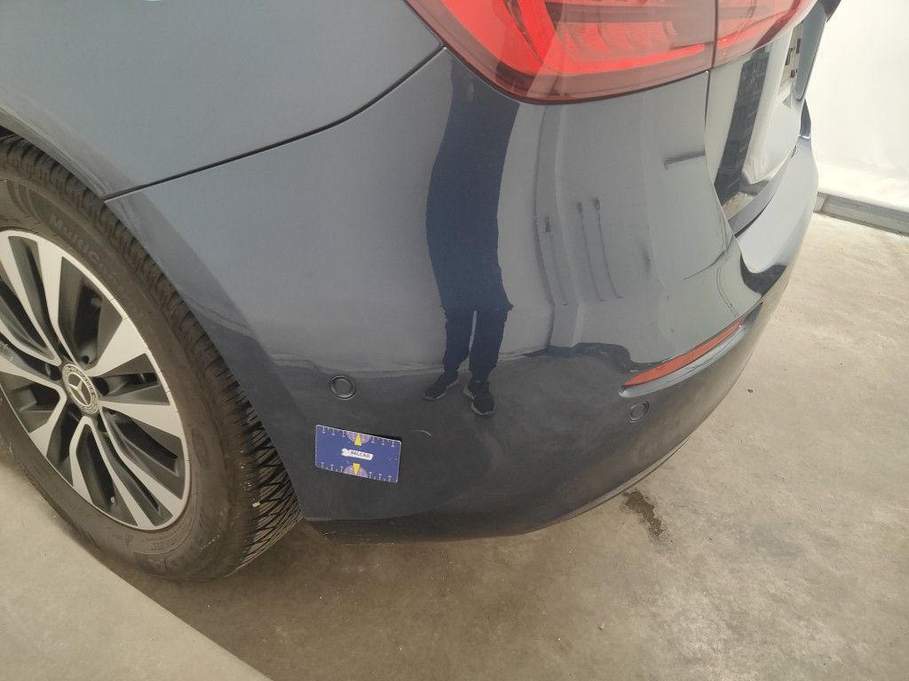Mercedes-Benz A-Klasse A 180 d Business Solution Essential Aut. 5d photo