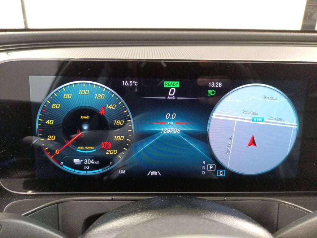 Mercedes-Benz EQC EQC 400 4MATIC Business Solution 5d photo