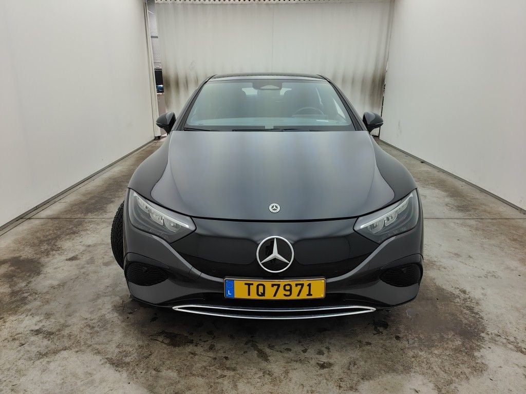 MERCEDES EQE 89 kWh EQE 300 Luxury Line 5d photo