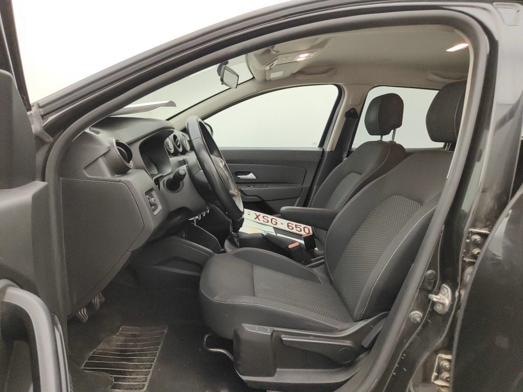Dacia Duster TCe 100 Comfort 5d photo