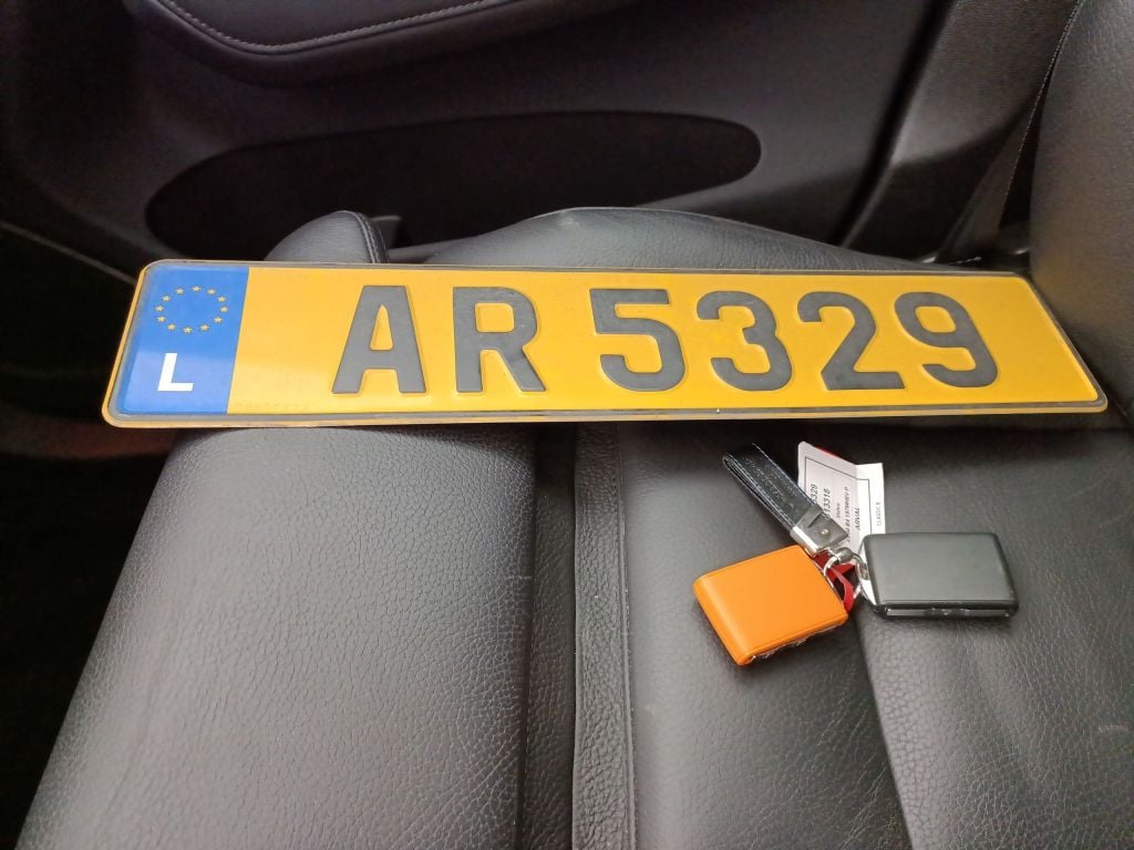 VOLVO XC60 DIESEL - 2021 2.0 B4 MHEV Plus Dark 5d photo