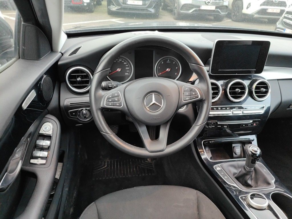 Mercedes-Benz C-Klasse Break C 180 d 5d !! Damaged car !! rolling !!! photo