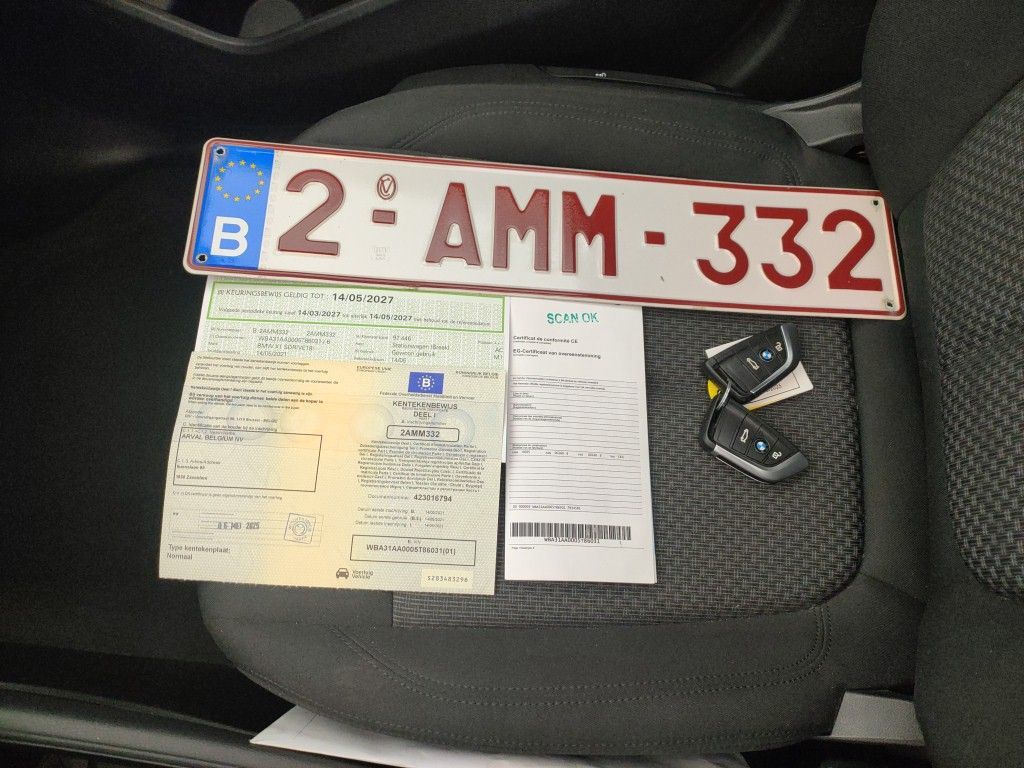 BMW X1 sDrive18iA (100 kW) 5d photo