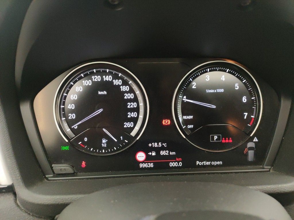 BMW X1 sDrive18iA (100 kW) 5d photo