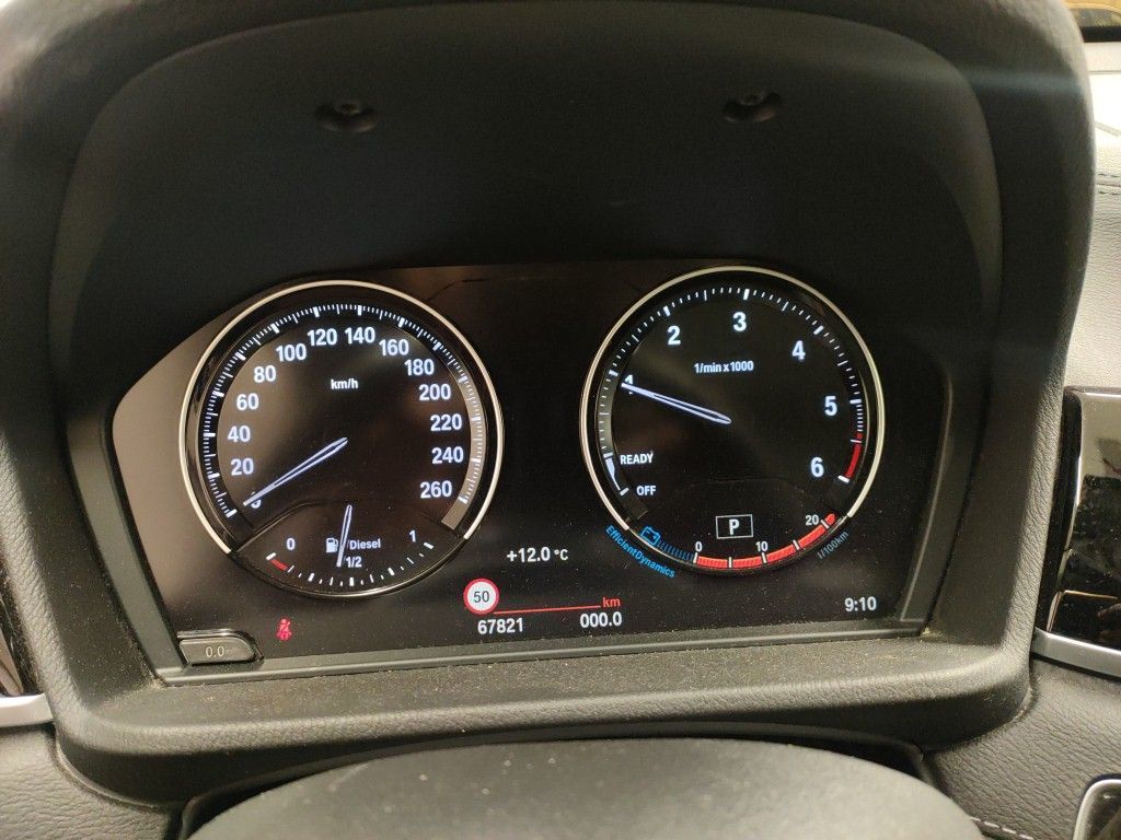 BMW X1 sDrive16dA (85 kW) 5d photo