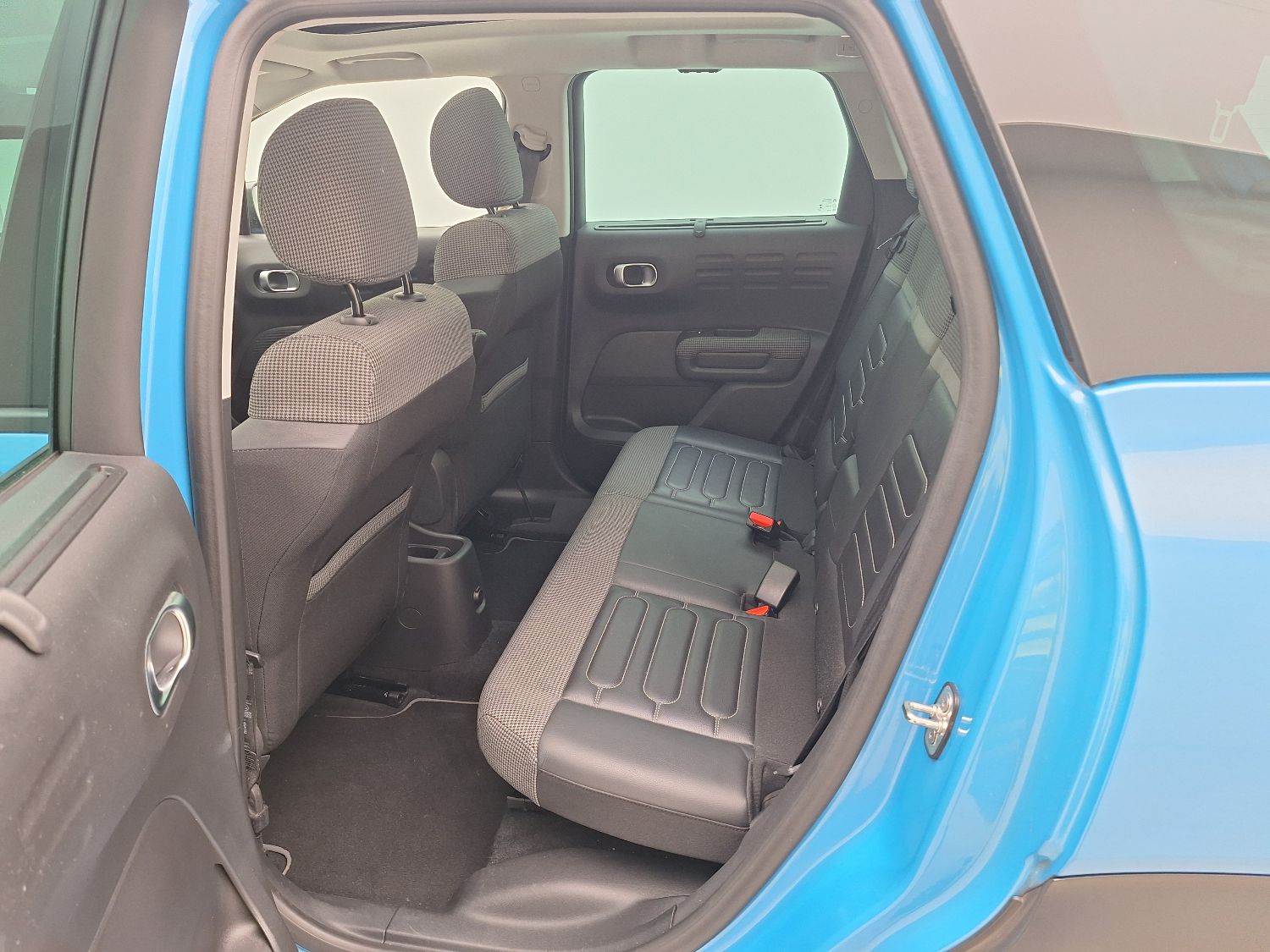 Citroën, C3 Aircross "17, Citroën C3 Aircross 1.2 PureTech 110 S&S MAN6 Shin photo