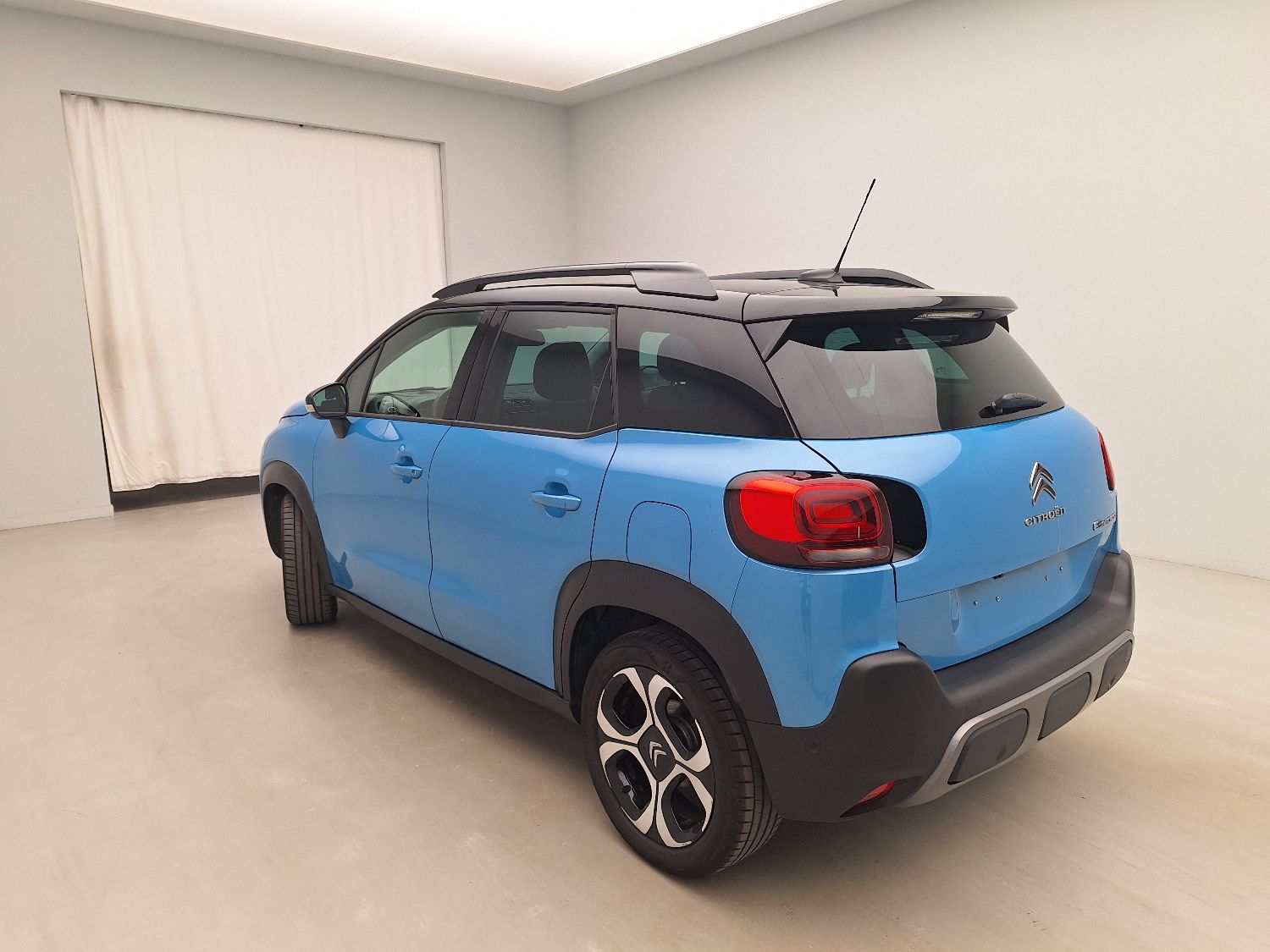 Citroën, C3 Aircross "17, Citroën C3 Aircross 1.2 PureTech 110 S&S MAN6 Shin photo