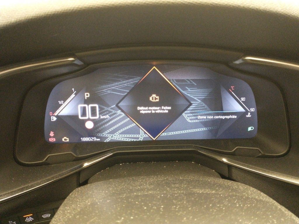 DS DS7 CROSSBACK DIESEL 1.5 BlueHDi 130 So Chic (EU6.2) 5d Auto photo