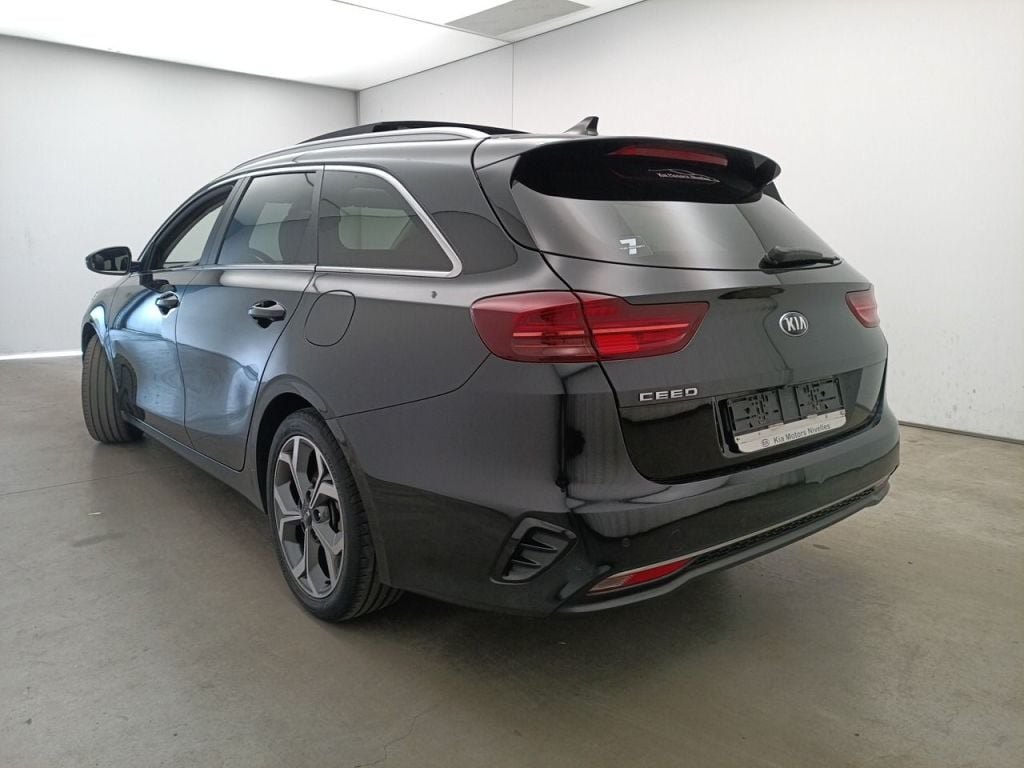 KIA cee'd Sportswagon More 1.0 T-GDi 120 ISG 5d photo