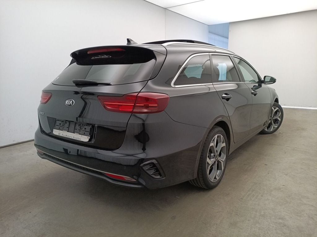KIA cee'd Sportswagon More 1.0 T-GDi 120 ISG 5d photo