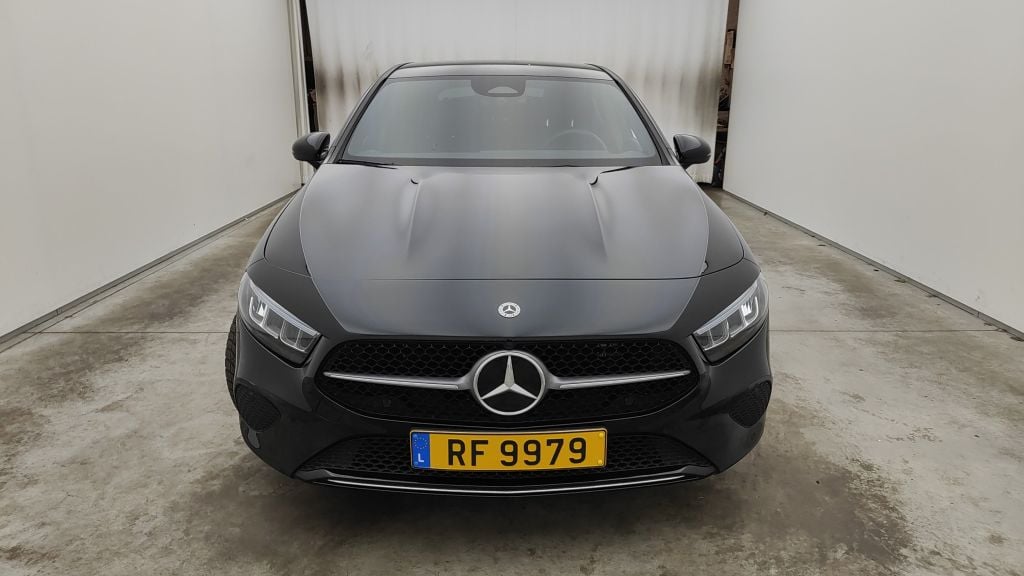 Mercedes-Benz Classe A Hatchback A 250 e Business Line DCT 5d photo