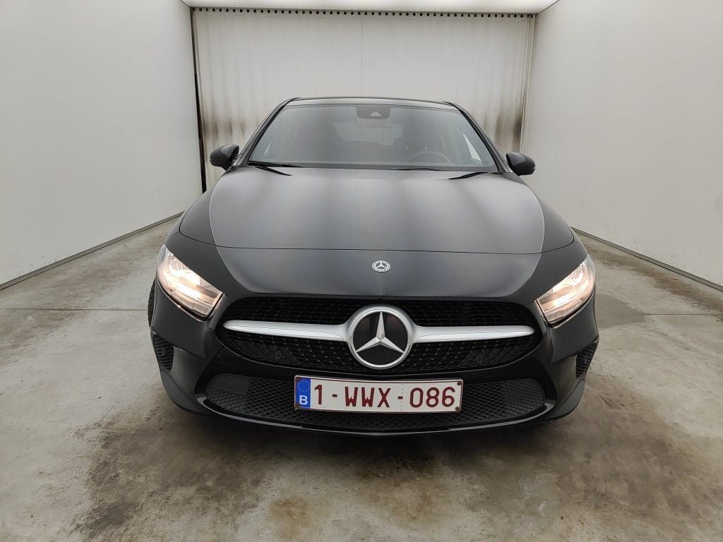 Mercedes-Benz A-Klasse A 180 d Business Solution 5d photo