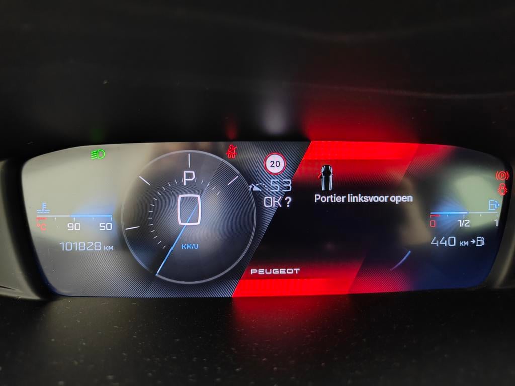 Peugeot 308 1.2 PureTech 130 S&S EAT8 Active Pack 5d photo